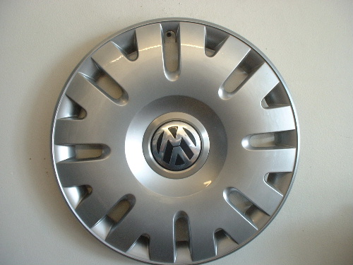 05 Beetle hubcaps