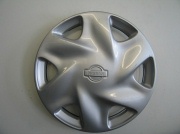 95-97 Nissan Pickup hubcaps