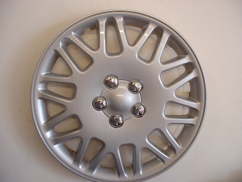 98-00 Town and Country replica hubcaps