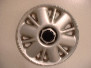 96-97 Voyager hub caps