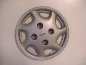 95-97 GEO Metro hubcaps