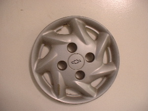98-01 Chevy Metro hubcaps