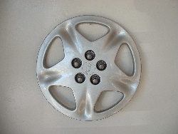 00-02 Cavalier hubcaps
