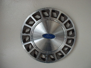 88-94 Tempo hubcaps