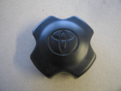 Corolla center caps