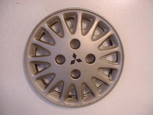 91 Galant hubcaps