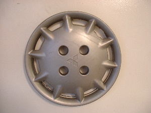 92-94 Galant hub caps