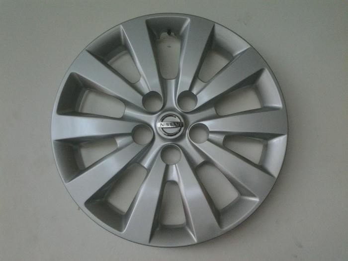 2013,2014 Nissan Sentra hubcap