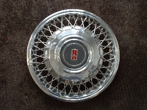 86-91 Oldsmobile spoke hubcaps