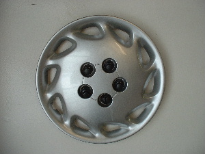 96-00 Oldsmobile hubcaps