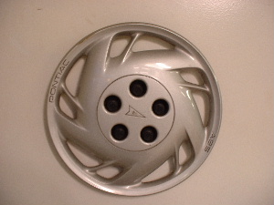 94-99 Bonneville hub caps