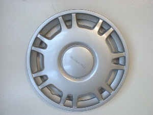 Subaru hubcaps