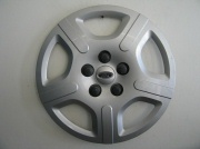 04-05 Freestar hubcaps