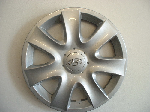 02-04 Sonata hubcaps