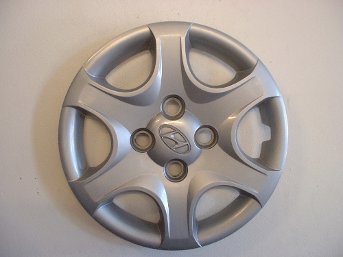 Hyundai hubcaps