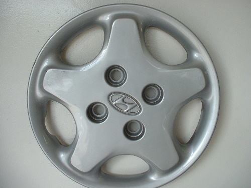 97-99 Tiburon hubcaps, wheel covers