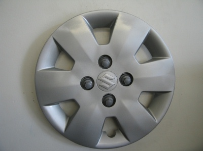 Suzuki hubcaps