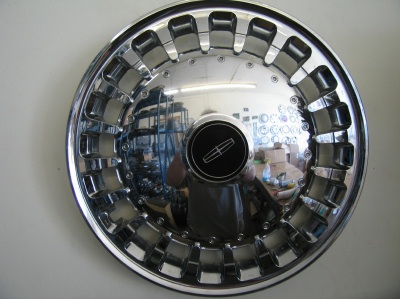 lincoln hubcaps