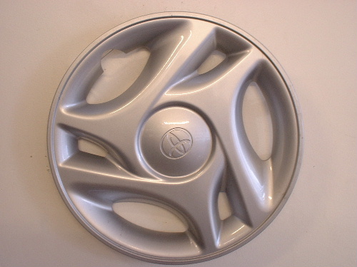 00-02 Tundra hubcaps
