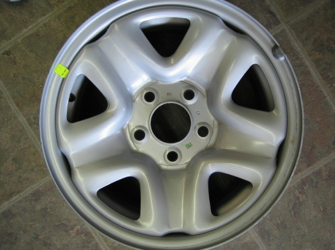 02-04 Tacoma 4x2 steel wheels