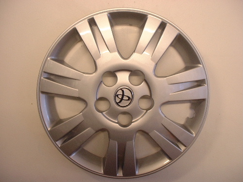 03-05 Solara hubcaps