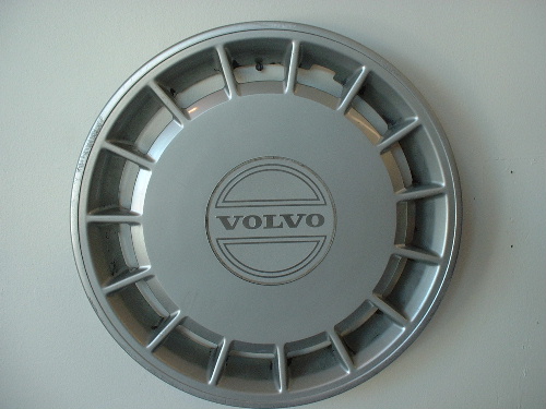 Volvo hubcaps